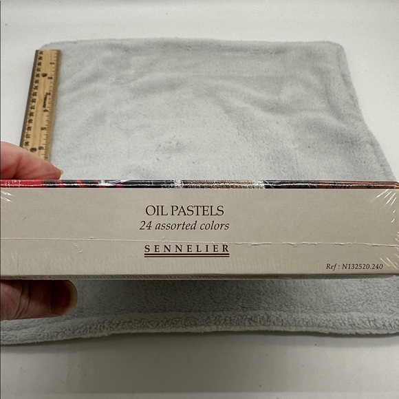 Sennelier Artist Quality Oil Pastels Set of Asst. 24 Colors - Picture 9 of 9